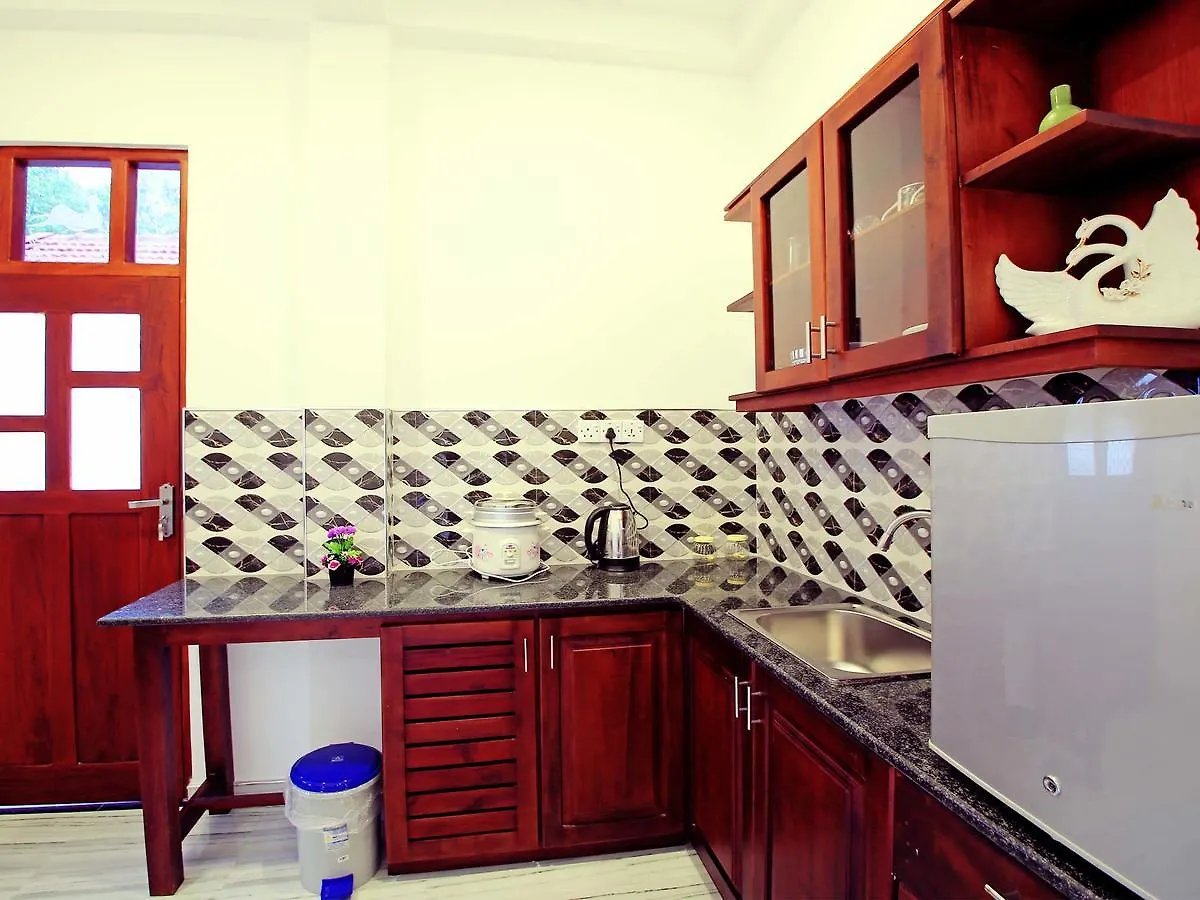 Happy Cabanas Guest House Negombo