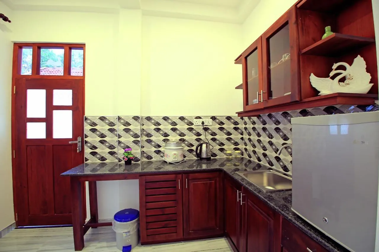 ***  Happy Cabanas Guest House Negombo Sri Lanka